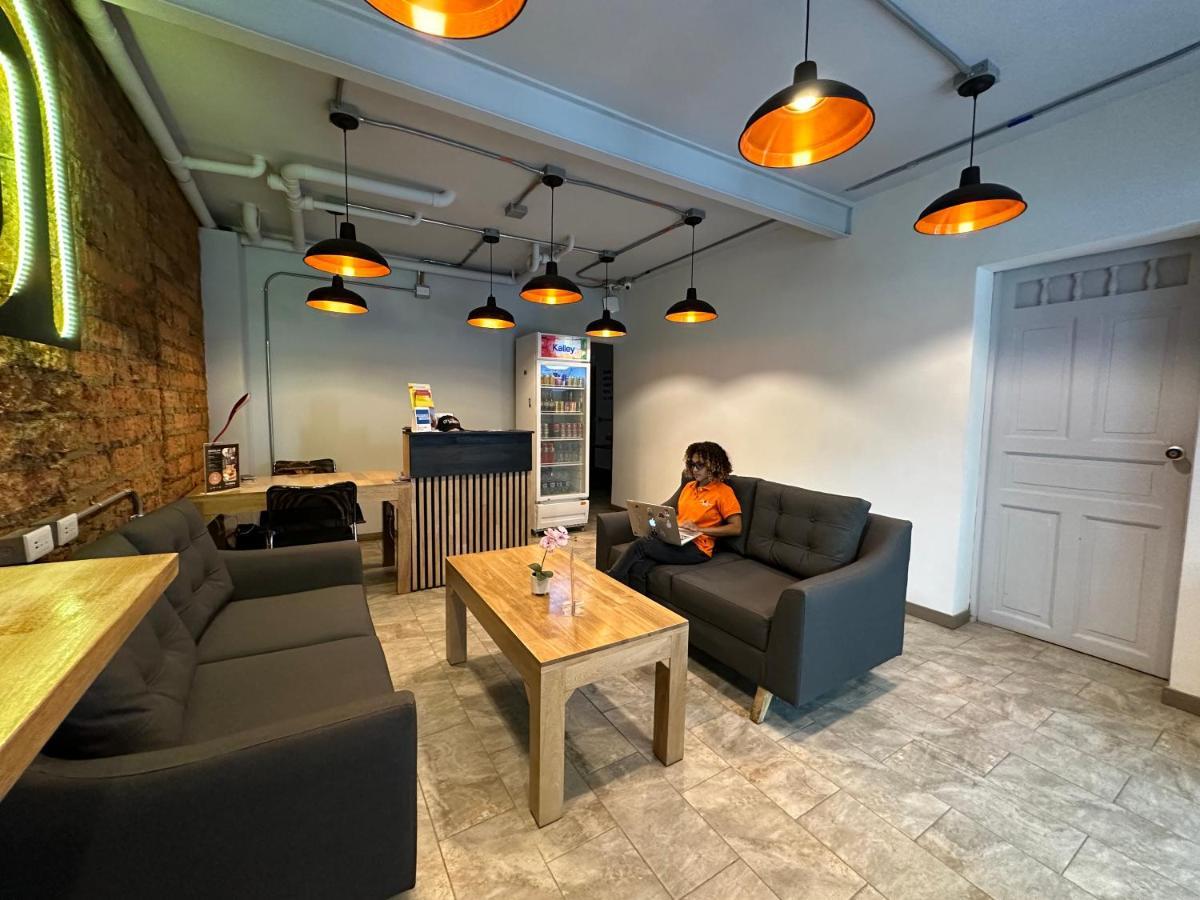 Colinkhouse Hotel เมเดยิน ภายนอก รูปภาพ